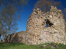 Alūksnės Livonijos ordino pilies griūvėsiai