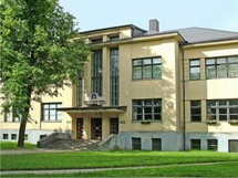 Aušros Avenue Mansion