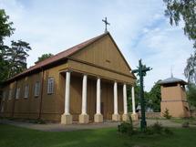 Rumbonių Švč. Trejybės bažnyčia