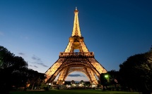 Eifelio bokštas – vienas iš septynių pasaulio stebuklų