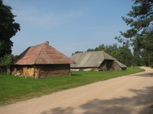 Strazdai ethnographical village